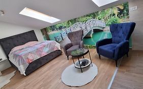 Naki Apartmani