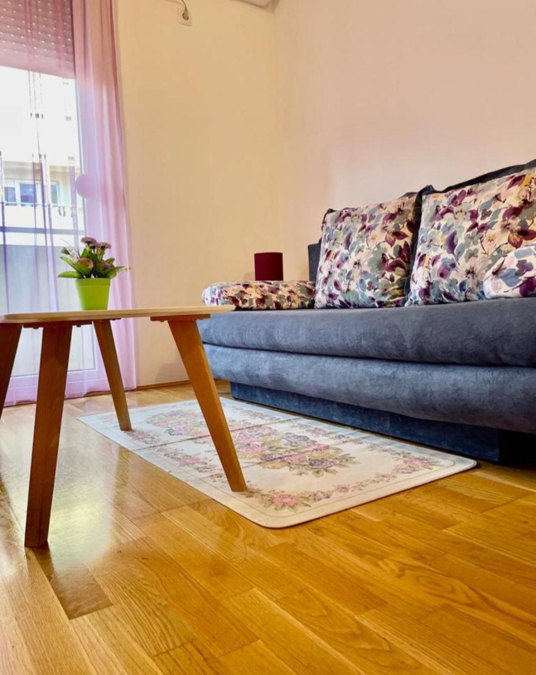 Naki Apartmani Podgoriçe Oda fotoğraf