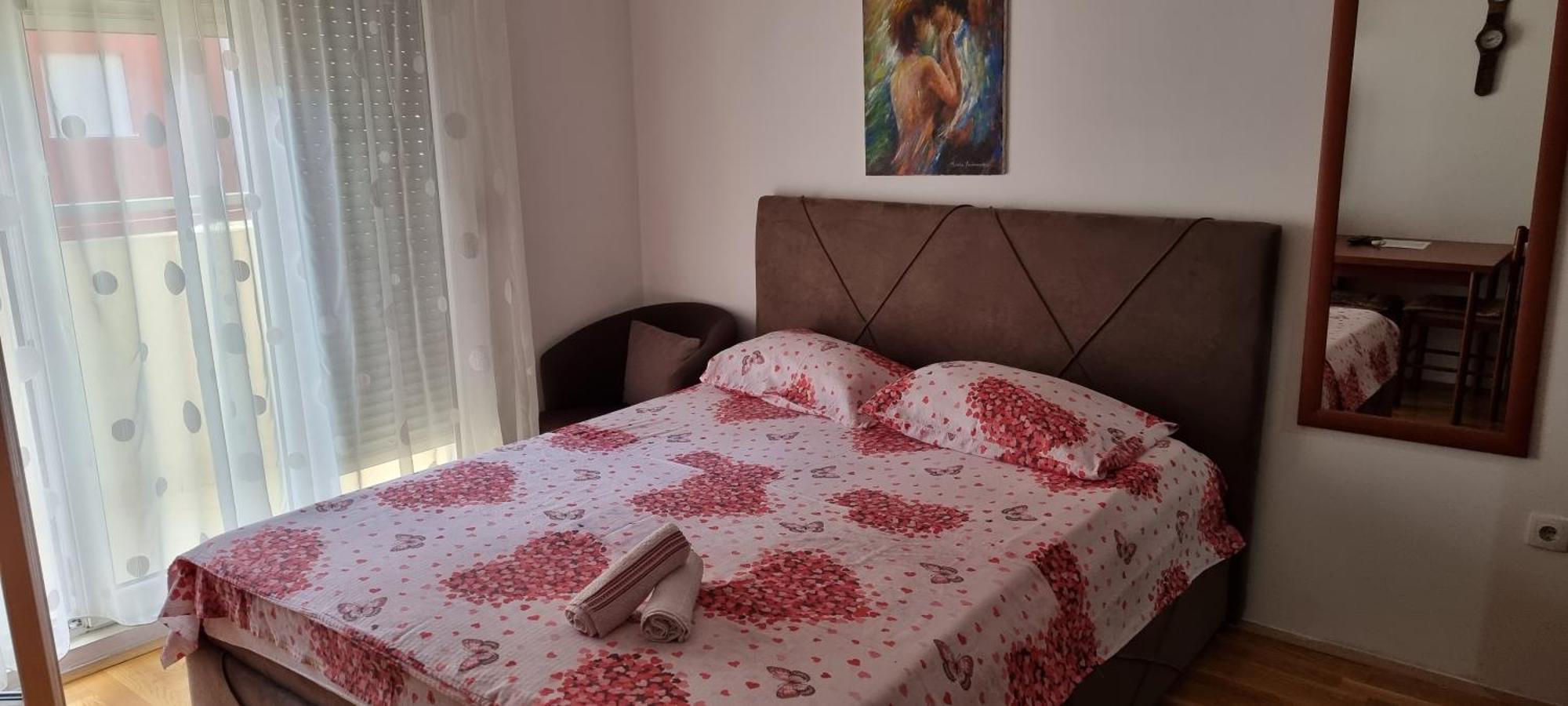 Naki Apartmani Podgoriçe Oda fotoğraf
